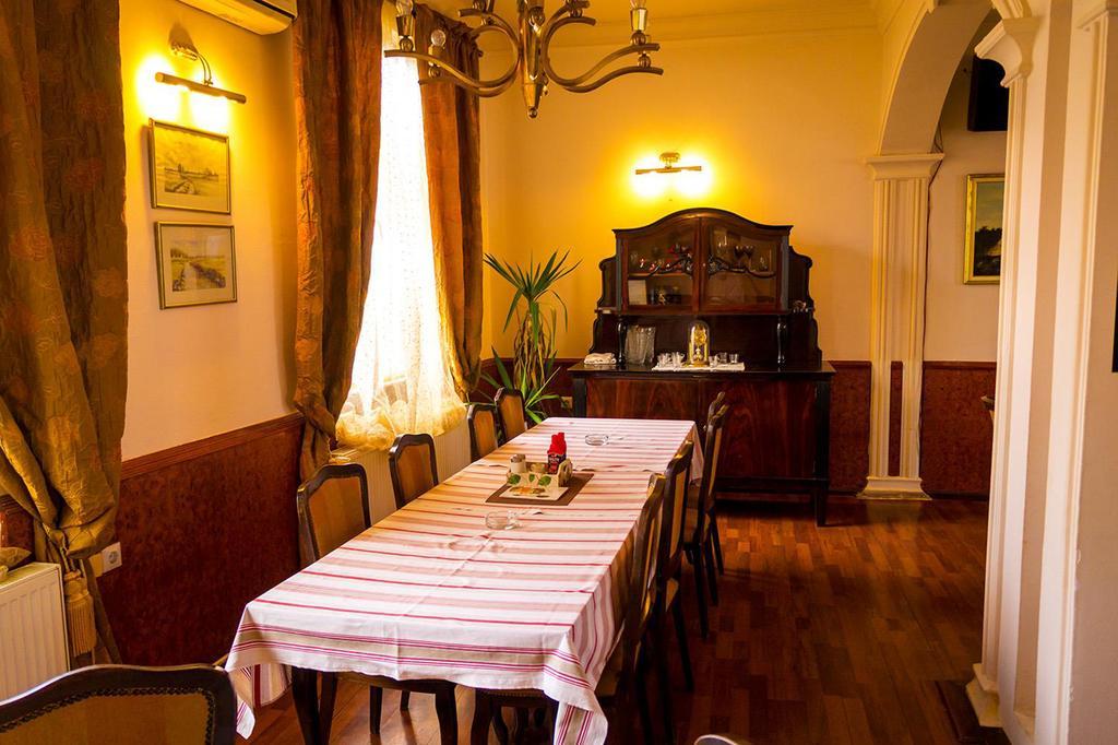 Hotel Ugostiteljski Objekat Karibo Sombor Esterno foto